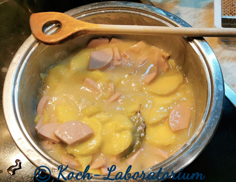 Saure Kartoffelrädle – Schwäbisches Gericht – Kochlaboratorium Saure Kartoffelrädle – Schwäbisches Gericht – Kochlaboratorium