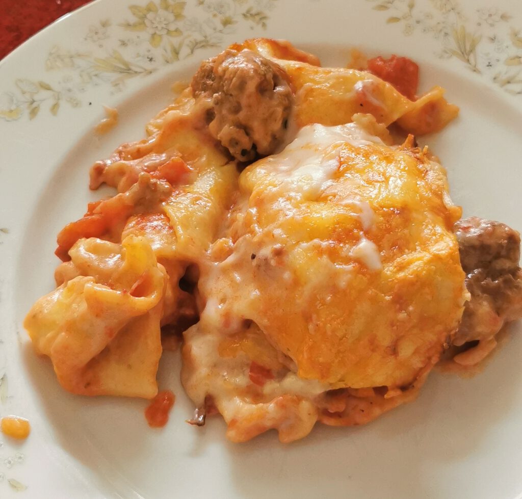 Lasagne mit Hackbällchen